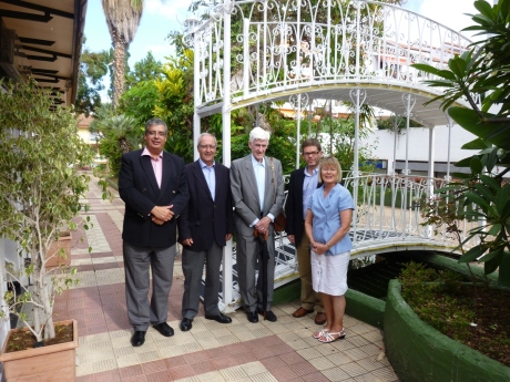 El embajador Keinänen con los cónsules Sorsa y Díaz Lorenzo y los ex cónsules Öhquist y Álvarez Hamilton